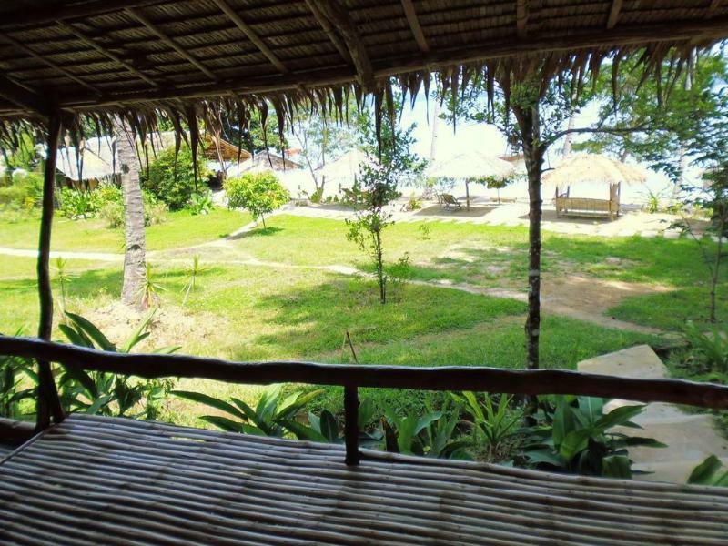 Tapik Beach Park Guest House Ел Нидо Екстериор снимка