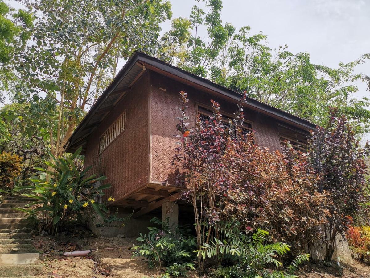 Tapik Beach Park Guest House Ел Нидо Екстериор снимка